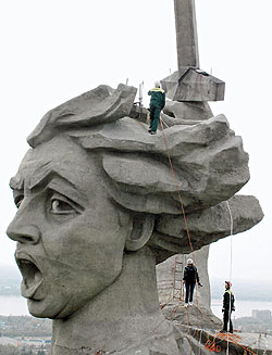 Странные, интересные, забавные памятники